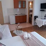 Apartmani Marino Lägenhet