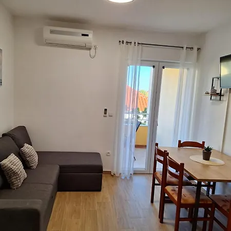 Apartmani Marino