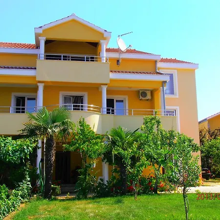 Appartement Marino *